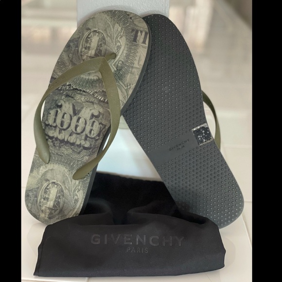 Givenchy  Flip-flops EUC  never worn! - Picture 3 of 4